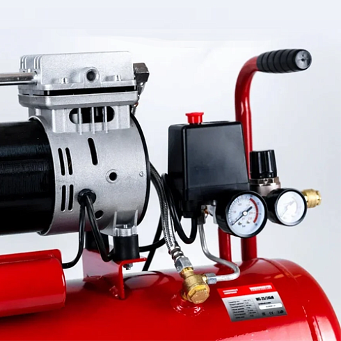 Компрессор воздушный безмасляный (180л/мин, 24л 8бар) Workmaster